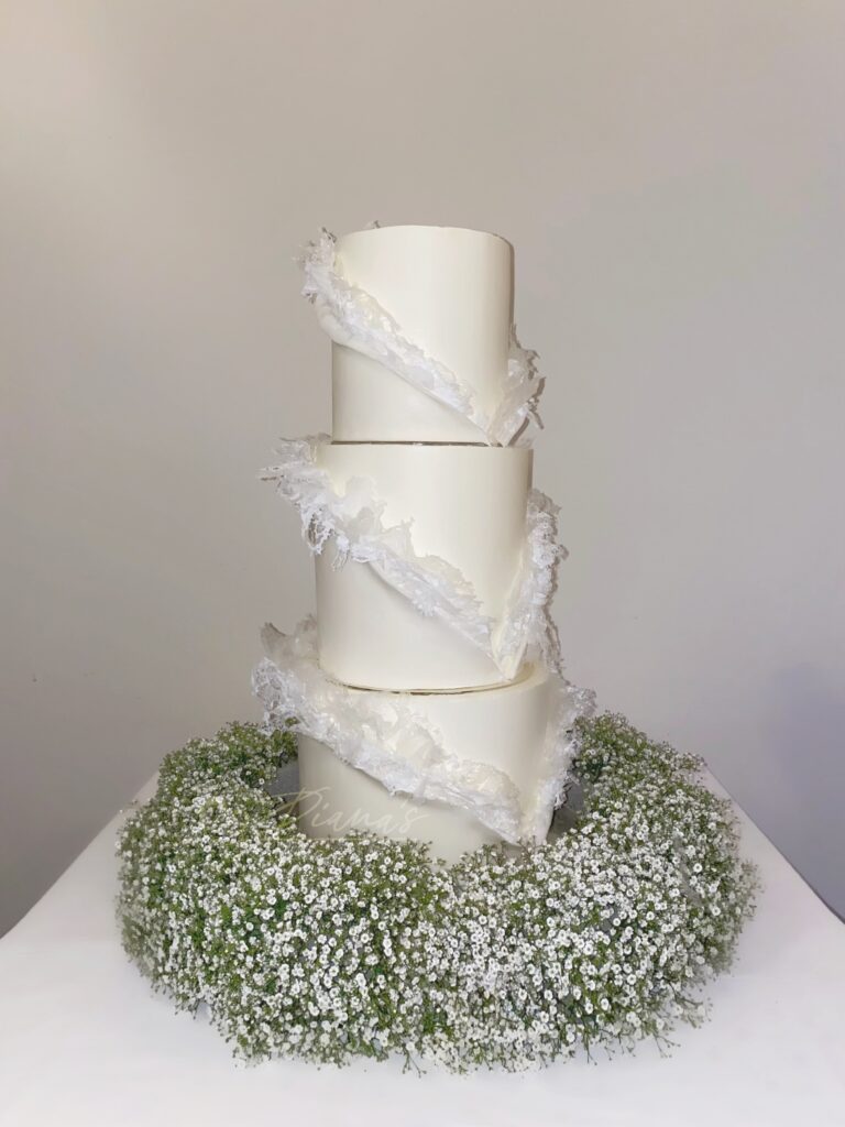 DianasBakestory_Hochzeitstorte_White